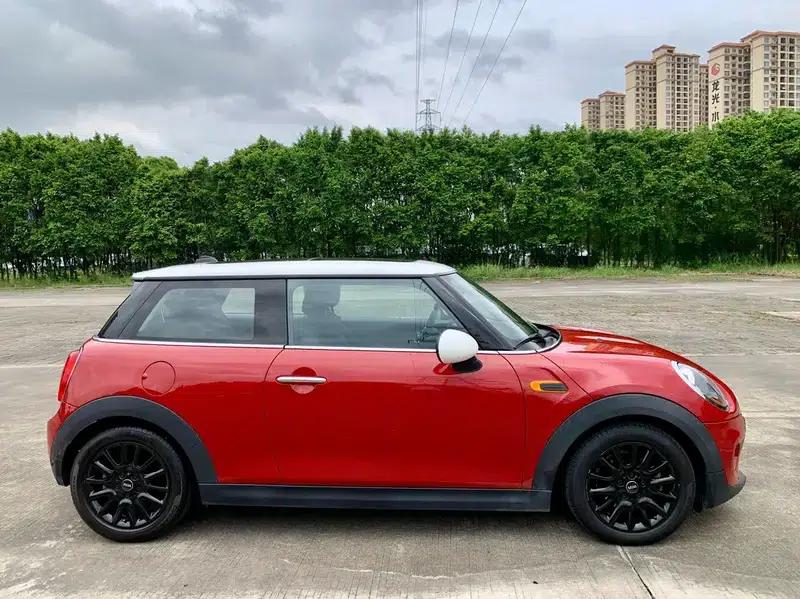 MINI 2016 1.2T ONE Pioneer — миниатюра 7