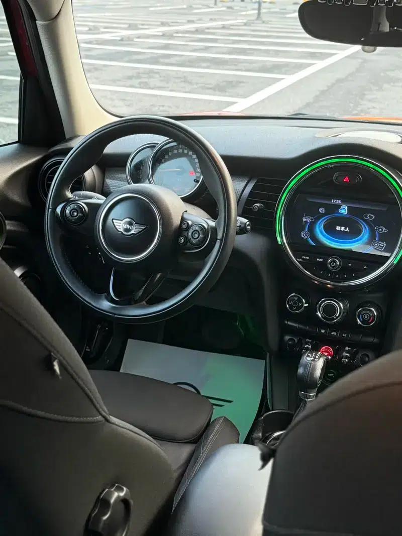 2015 MINI 1.5T COOPER Fun 5-Door — миниатюра 4