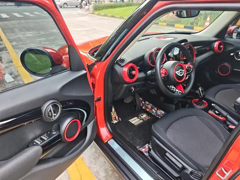2018 MINI 1.5T ONE 5-Door Edition — миниатюра 17
