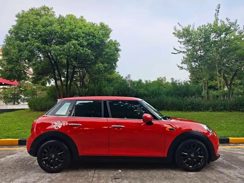 2018 MINI 1.5T ONE 5-Door Edition — миниатюра 6