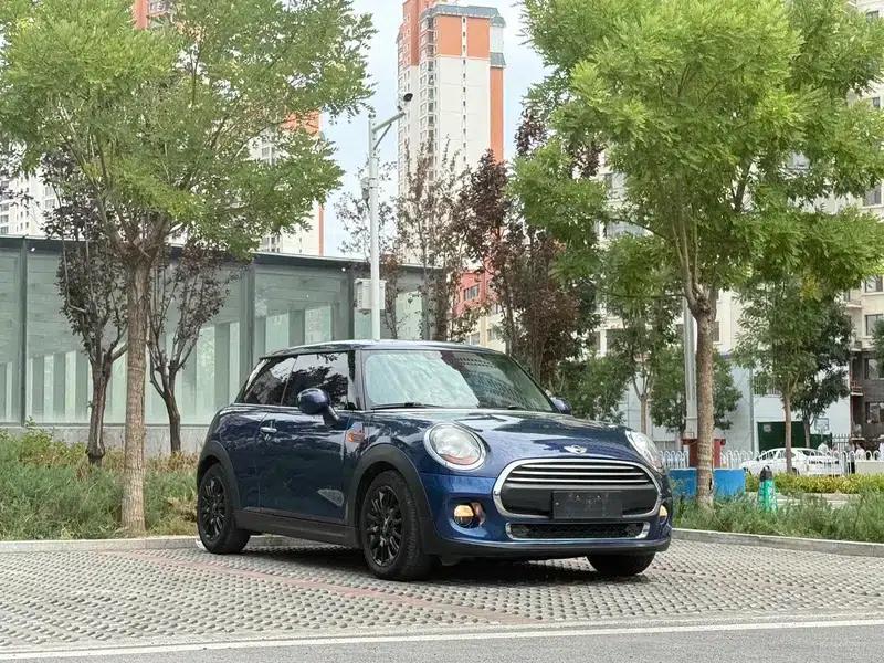 2014 MINI 1.2T ONE — миниатюра 3
