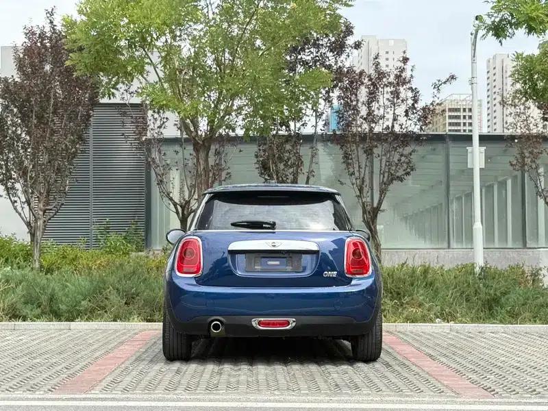 2014 MINI 1.2T ONE — миниатюра 5