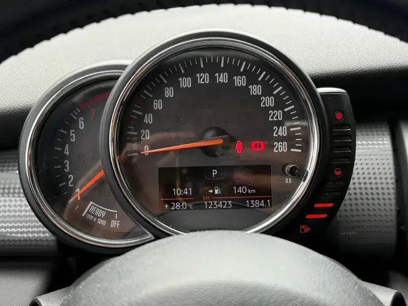 2016 MINI 1.5T COOPER Avant-garde 5-Door Edition — миниатюра 17