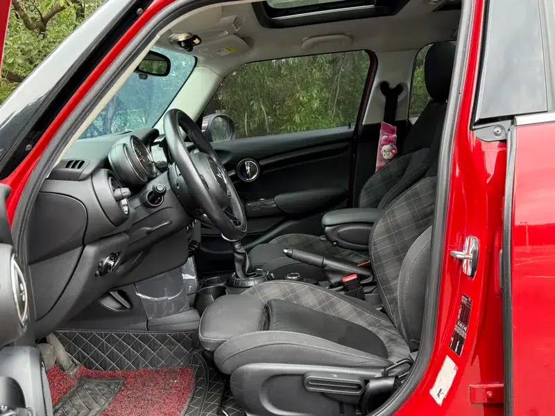 2016 MINI 1.5T COOPER Avant-garde 5-Door Edition — миниатюра 20