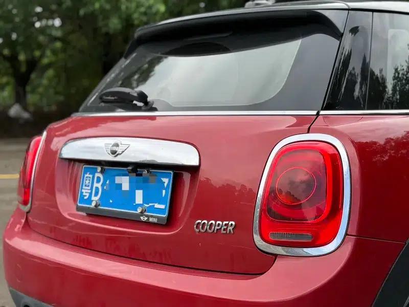2016 MINI 1.5T COOPER Avant-garde 5-Door Edition — миниатюра 10