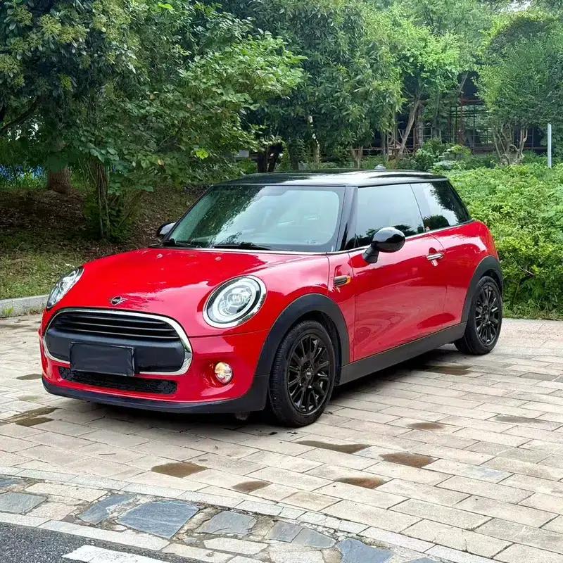 2018 MINI 1.5T ONE PLUS — миниатюра 1