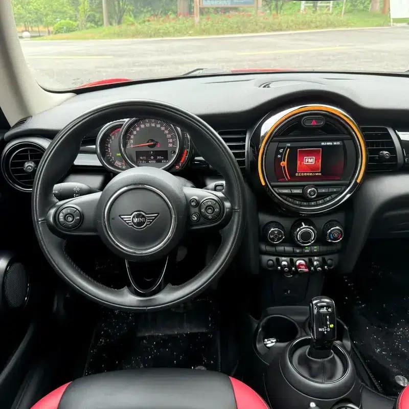 2018 MINI 1.5T ONE PLUS — миниатюра 7