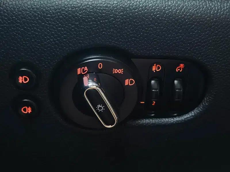 2016 MINI 1.5T COOPER — миниатюра 9