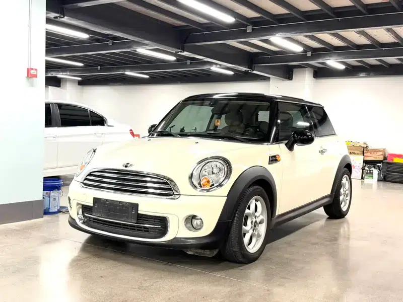 MINI 2012 1.6L COOPER Baker Street — миниатюра 1