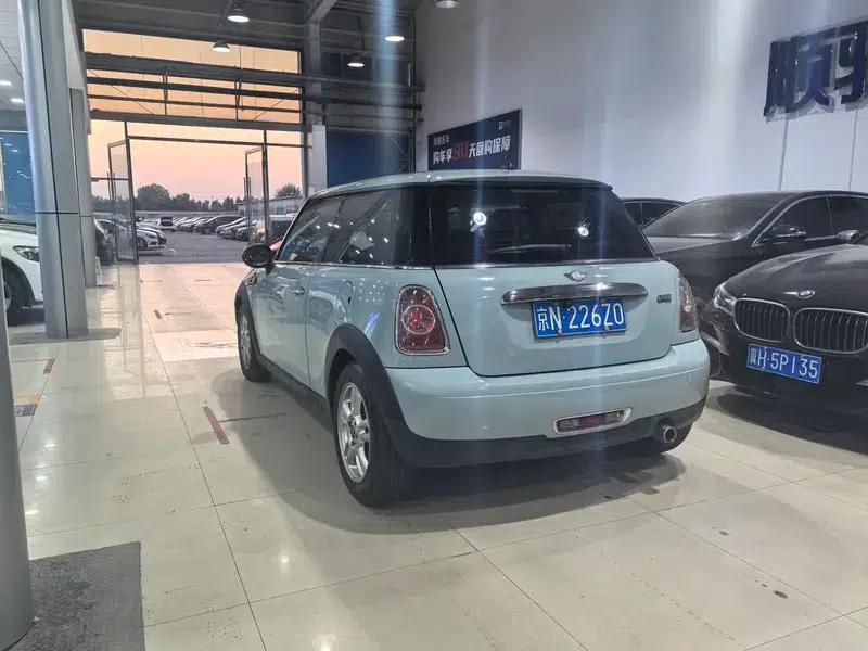 MINI 2012 1.6L ONE Baker Street — миниатюра 4