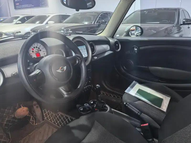 MINI 2012 1.6L ONE Baker Street — миниатюра 7