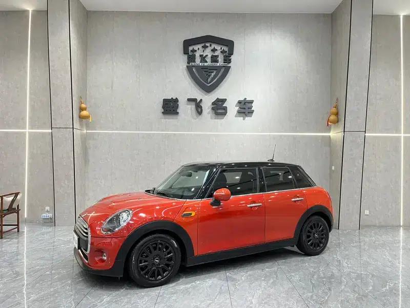 2018 MINI 1.5T ONE PLUS 5-Door — миниатюра 1