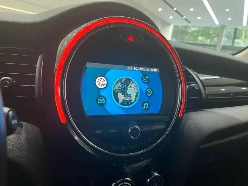 2018 MINI 1.5T ONE PLUS 5-Door — миниатюра 11