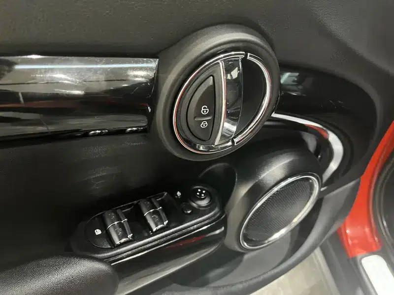 2018 MINI 1.5T ONE PLUS 5-Door — миниатюра 18