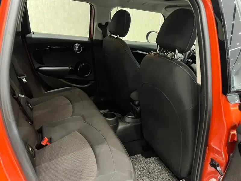 2018 MINI 1.5T ONE PLUS 5-Door — миниатюра 20