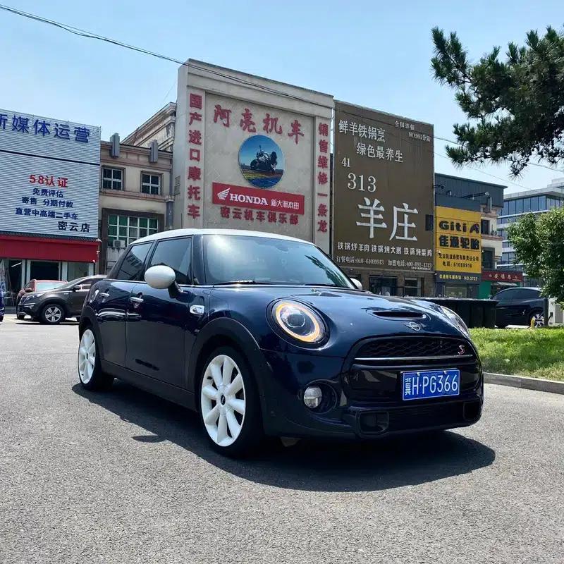 MINI 2019 2.0T COOPER S Artist — миниатюра 3