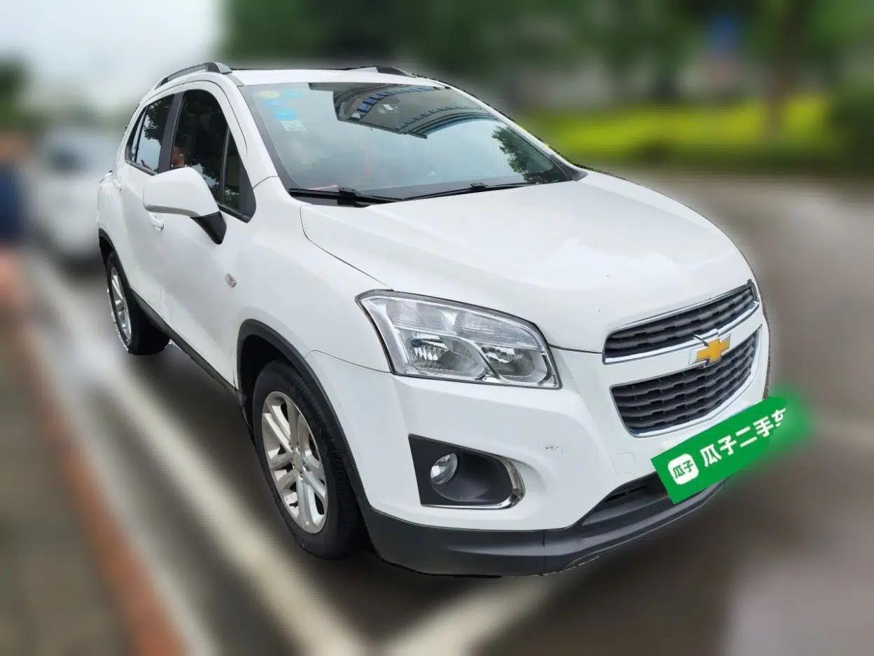 Chevrolet Trax 2016 1.4T Automatic Two-Wheel Drive Comfort Version with Sunroof — миниатюра 3