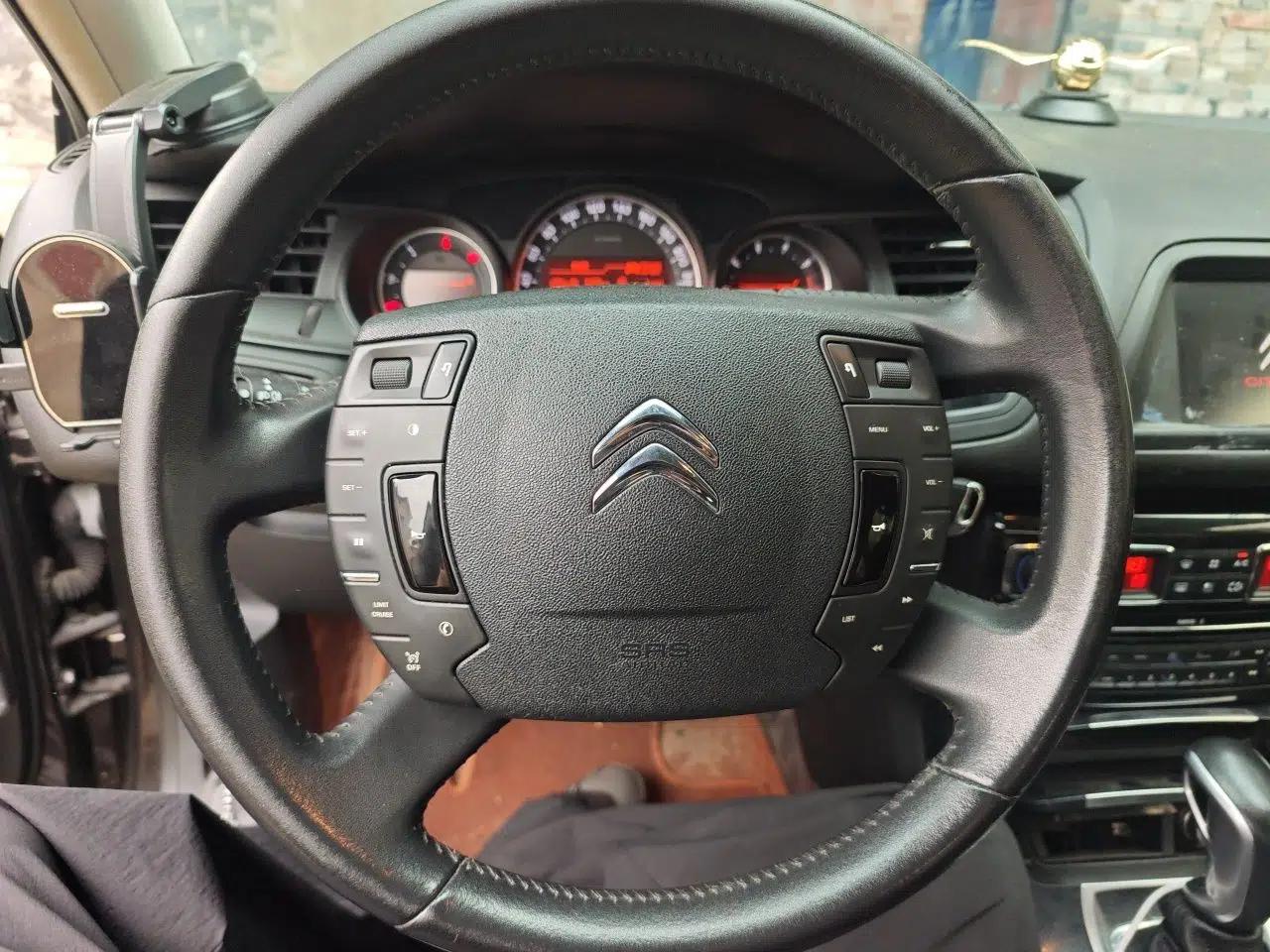 Citroen C5 2016 1.8T Automatic Prestige Model — миниатюра 10