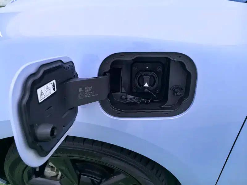 ORA Good Cat 2024 Model 401km Luxury — миниатюра 16