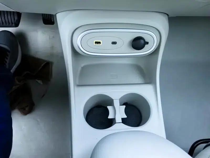 ORA Good Cat 2024 Model 401km Luxury — миниатюра 10