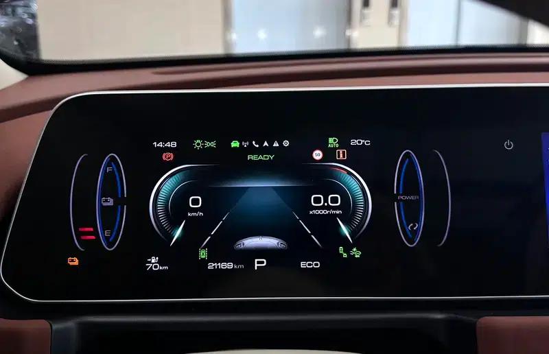 ORA Good Cat 2024 Model 401km Premium — миниатюра 11