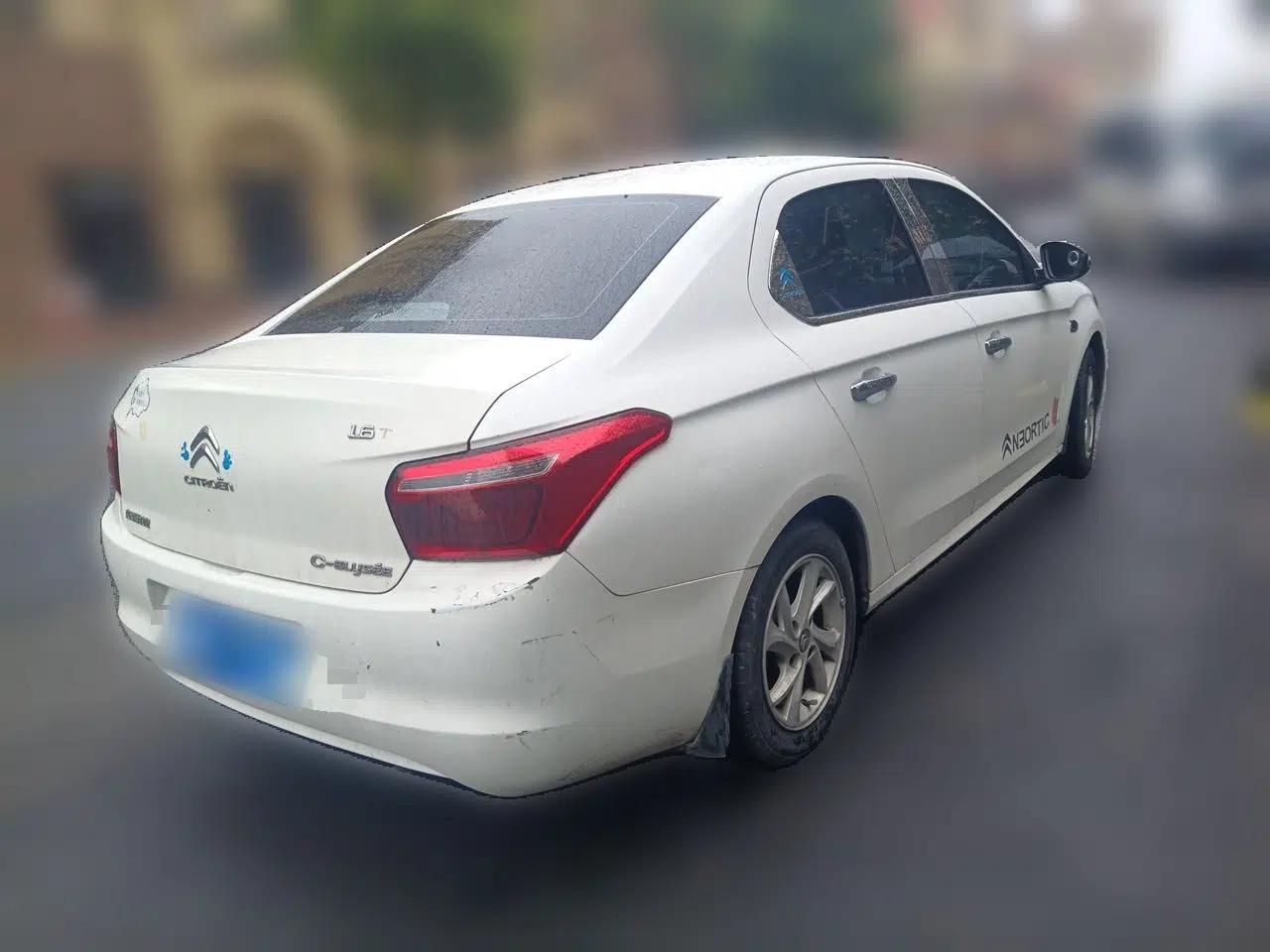 Citroen Elysee 2017 1.6L Manual Fashion Model — миниатюра 6