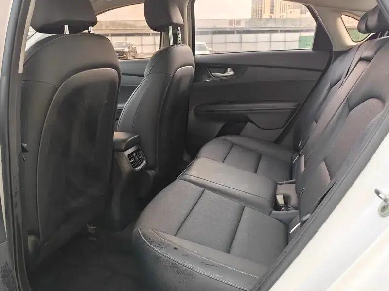 Kia K3 2021 1.5L IVT Youth Edition — миниатюра 9