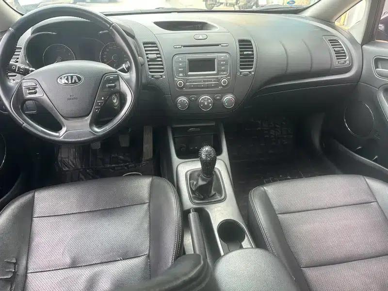 Kia K3 2013 1.6L Manual GLS — миниатюра 11