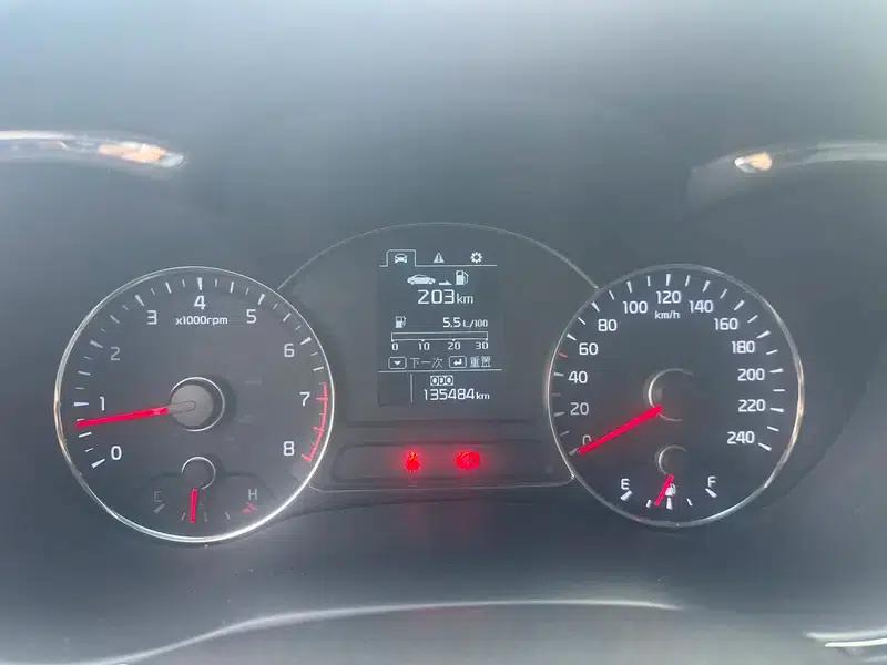 Kia K3 2013 1.6L Manual GLS — миниатюра 12
