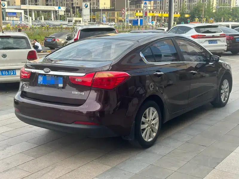 Kia K3 2013 1.6L Manual GLS — миниатюра 4