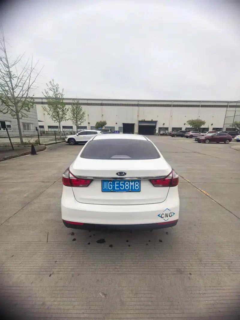 Kia K3 2017 1.6L Automatic 15th Anniversary Special Edition GLS — миниатюра 6