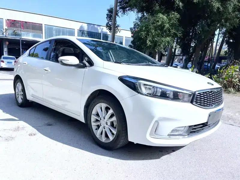 Kia K3 2016 1.6L Automatic GLS — миниатюра 3