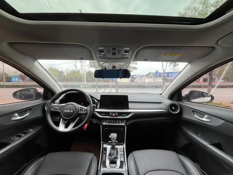 Kia K3 2021 1.5L IVT Youth Edition — миниатюра 7