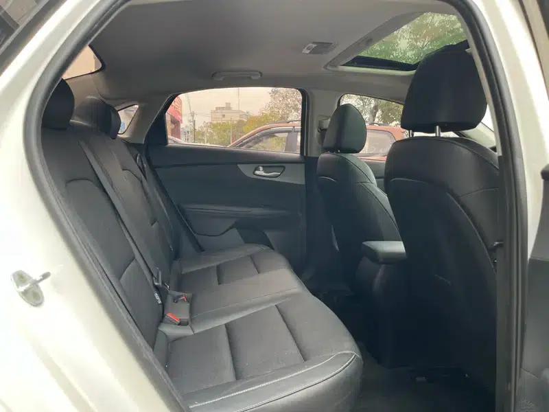 Kia K3 2021 1.5L IVT Youth Edition — миниатюра 9