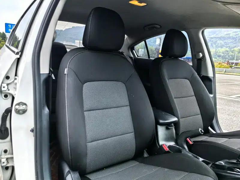 Kia K3 2017 1.6L Automatic 15th Anniversary Special Edition GLS — миниатюра 15