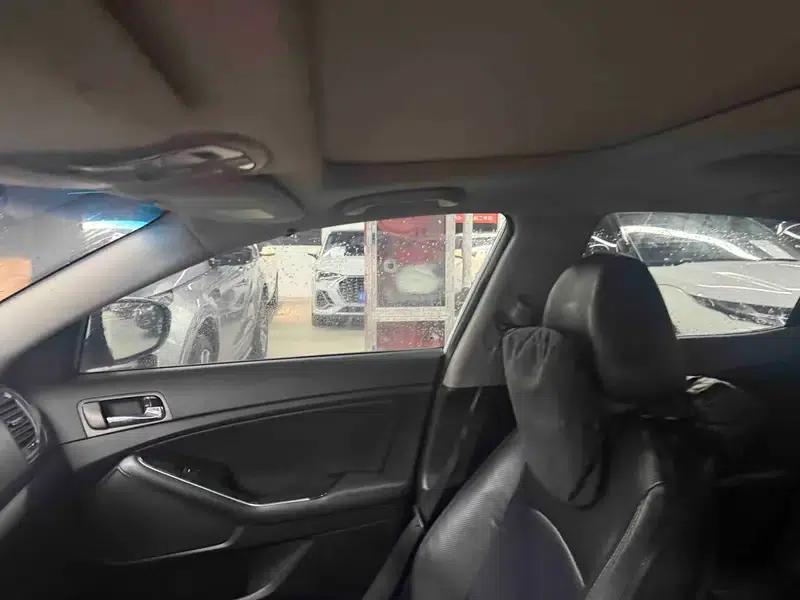 Kia K5 2015 2.0L Automatic LUX — миниатюра 17