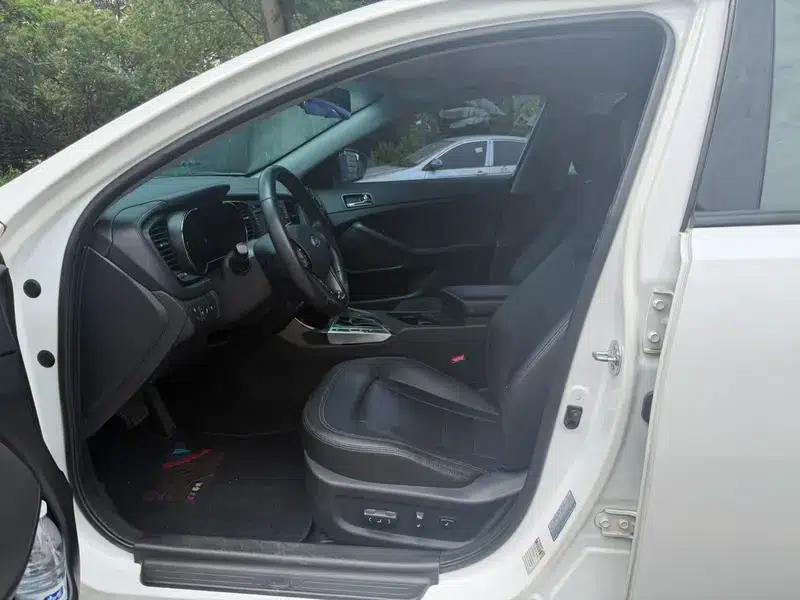 Kia K5 2012 2.0L Automatic GL — миниатюра 9
