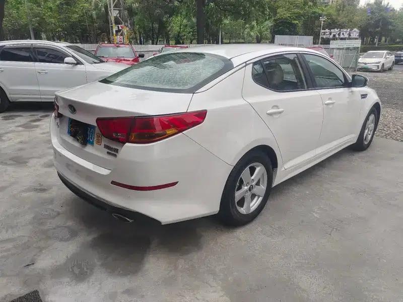 Kia K5 2016 2.0L Automatic GL — миниатюра 6