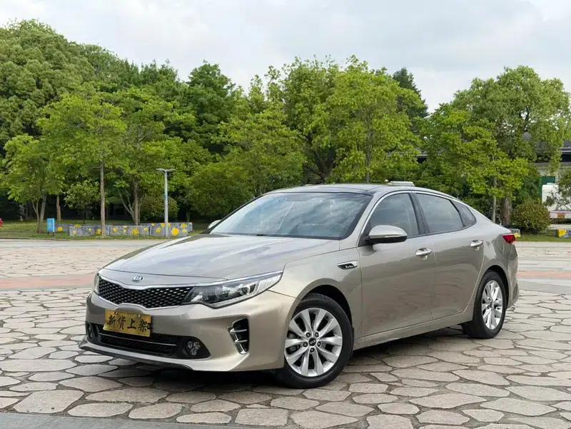Kia K5 2016 1.6T Automatic LUX — миниатюра 1