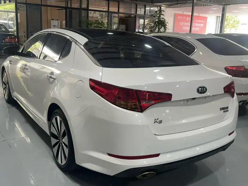 Kia K5 2012 2.0L Automatic GL — миниатюра 4