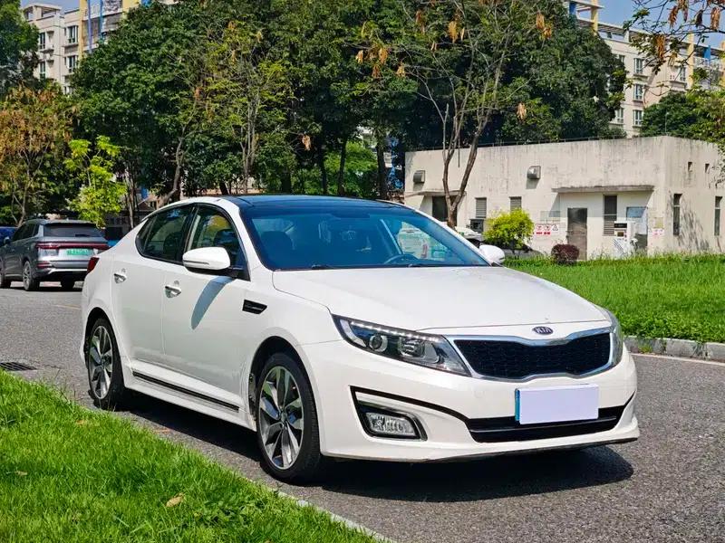 Kia K5 2014 2.0L Automatic Luxury — миниатюра 3