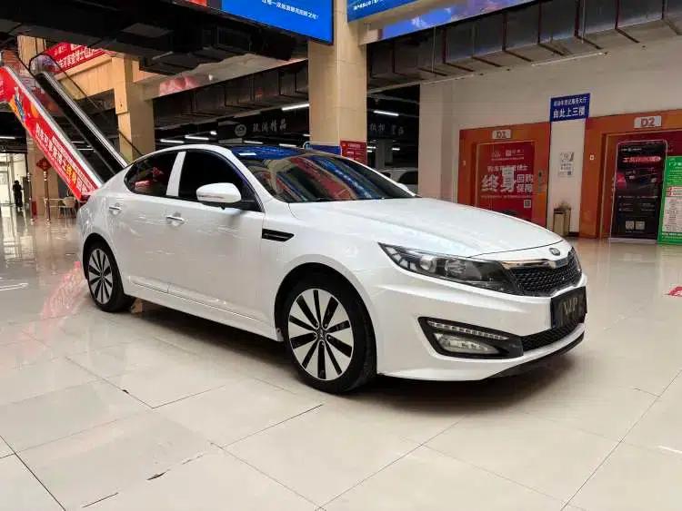 Kia K5 2012 2.0L Automatic DLX — миниатюра 3