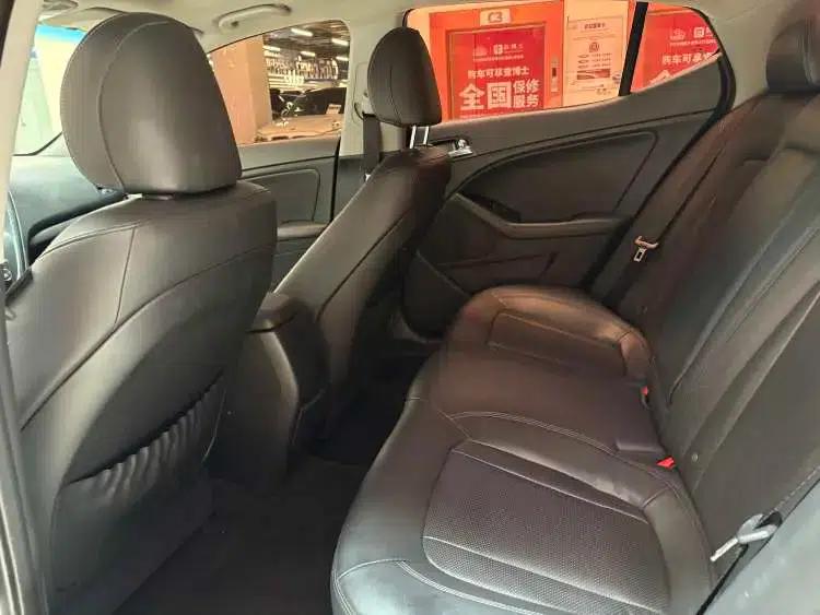 Kia K5 2012 2.0L Automatic DLX — миниатюра 9