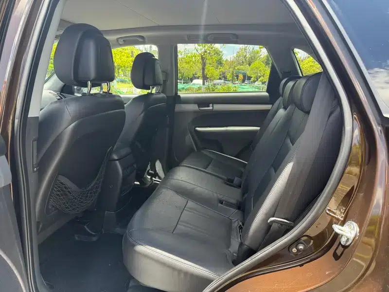 2013 Sorento 2.2T 7-seater Diesel Luxury Edition — миниатюра 13