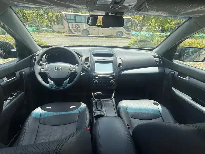 2013 Sorento 2.2T 7-seater Diesel Luxury Edition — миниатюра 9