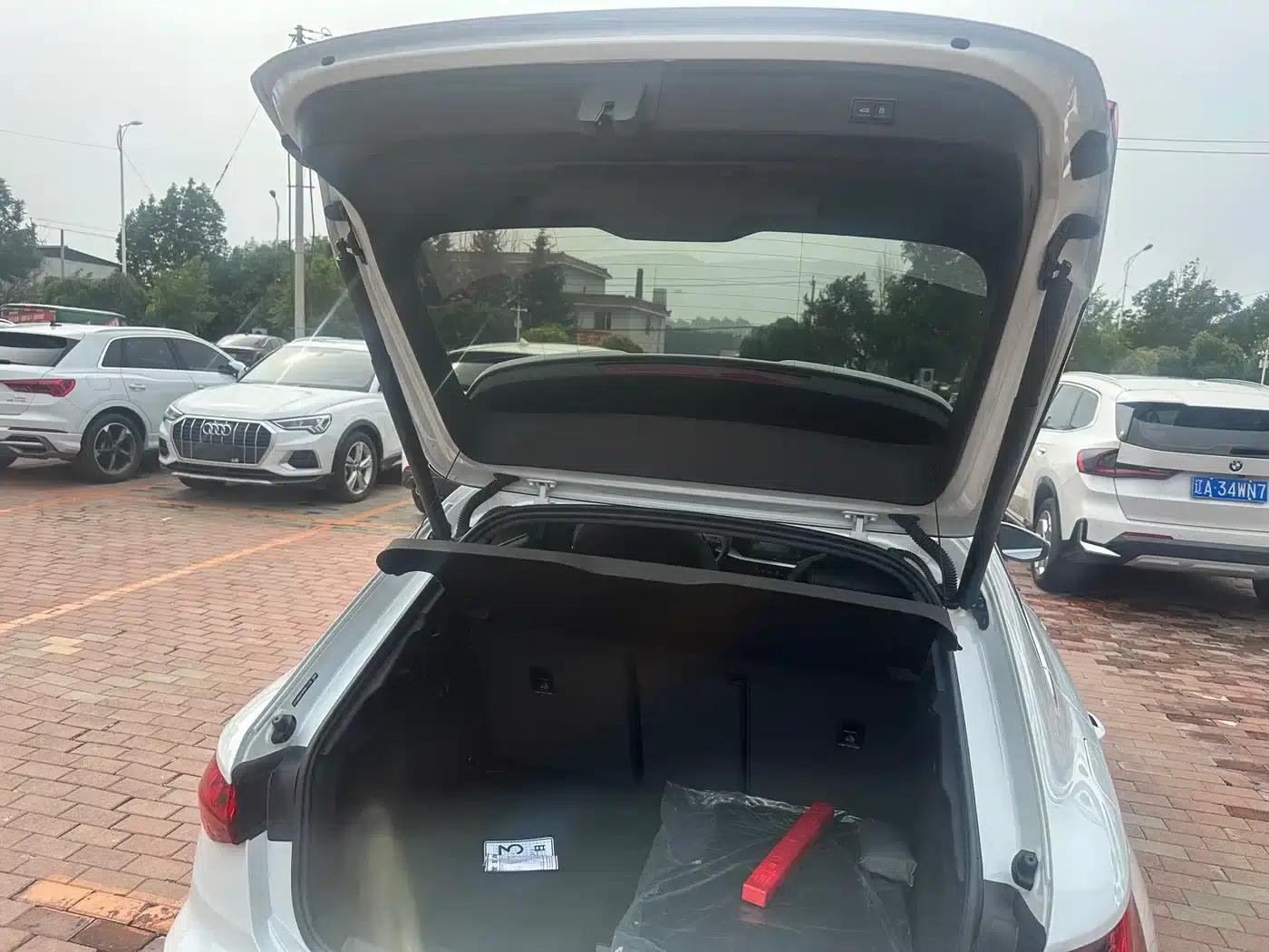 Audi A3 2023 Sportback 35 TFSI Fashion Sport — миниатюра 13