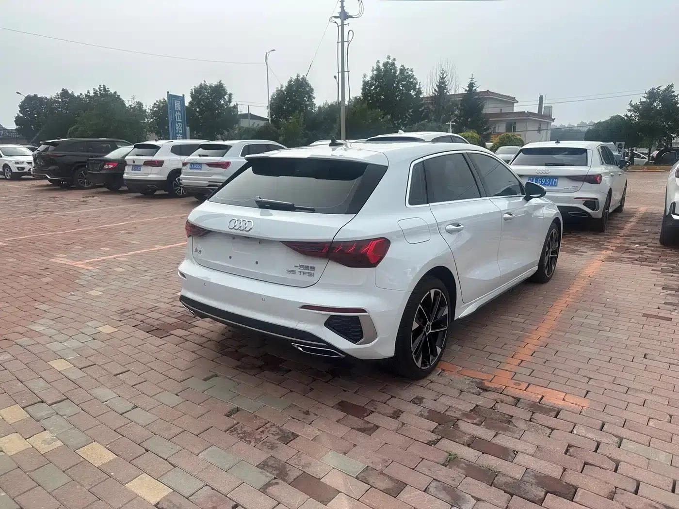 Audi A3 2023 Sportback 35 TFSI Fashion Sport — миниатюра 4