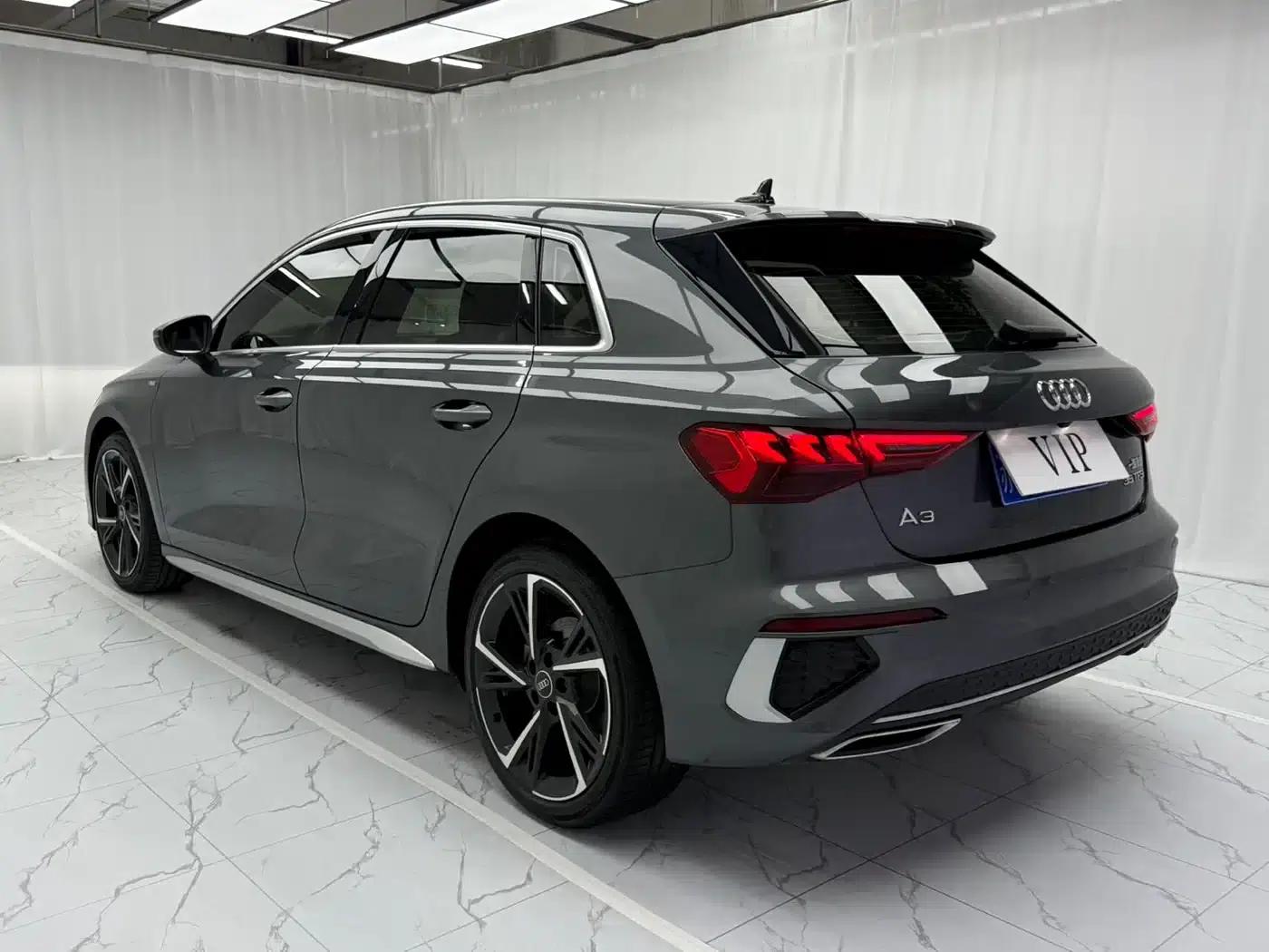 Audi A3 2023 Sportback 35 TFSI Fashion Sport — миниатюра 4