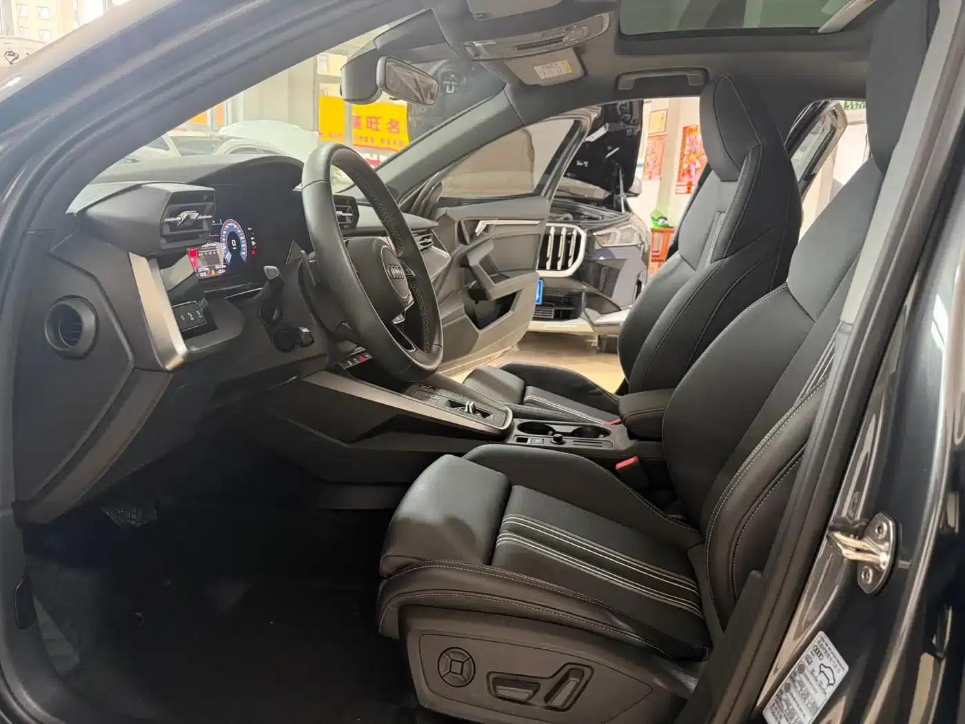 Audi A3 2023 Sportback 35 TFSI Fashion Sport — миниатюра 8