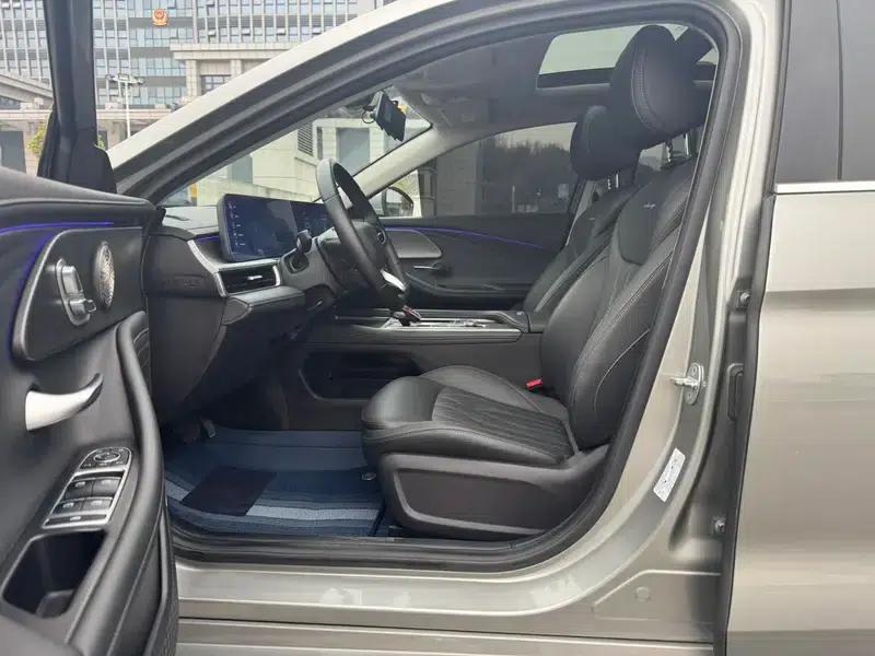 Chery Arrizo 8 2025 1.6TGDI DCT (Standard) — миниатюра 15